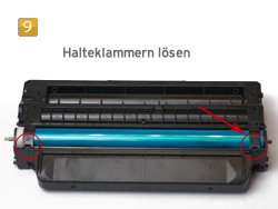 Samsung MLT-D 103 - Halteklammern lösen