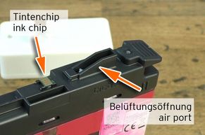 [Translate to Italienisch:] Tintenchip und Belüftung einer originalen LC-3239 magenta Patrone