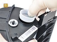 Lexmark Optra T-640 - Verschlussstopfen herausnehmen