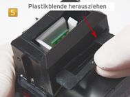 Lexmark Optra C-540, X-543 Plastikblende herausziehen