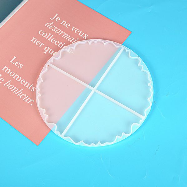 Silikonform, Gießform rund für vier Untersetzer aus Epoxidharz mit facettiertem Rand, 21 cm