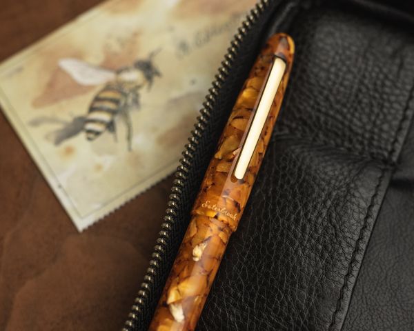 Esterbrook Estie Honeycomb Gold Trim Fountain Pen for Cartridges