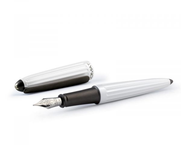 Penna stilografica Diplomat Aero bianco, M-nib in acciaio inox, con inchiostro per stilografica in blu reale