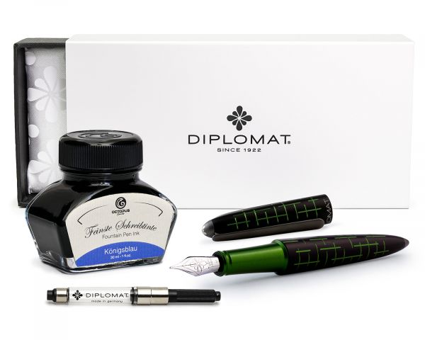 Penna stilografica Diplomat Elox Matrix Verde con inchiostro per stilografica in blu reale