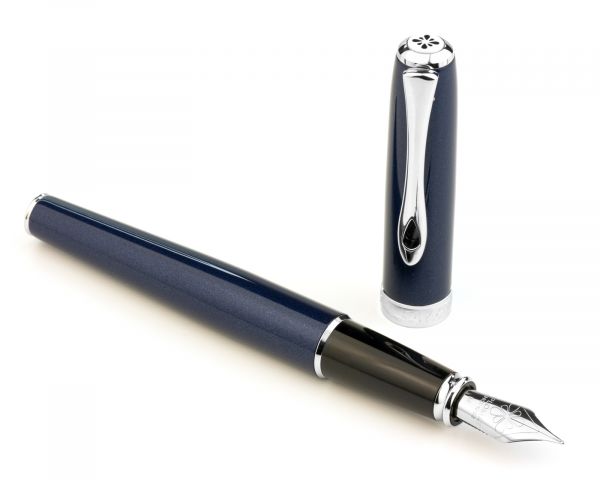 Penna stilografica Diplomat Excellence A2 Midnight Blue Chrome, con inchiostro per stilografica in blu reale e astuccio in vera pelle, M-nib in acciaio inox