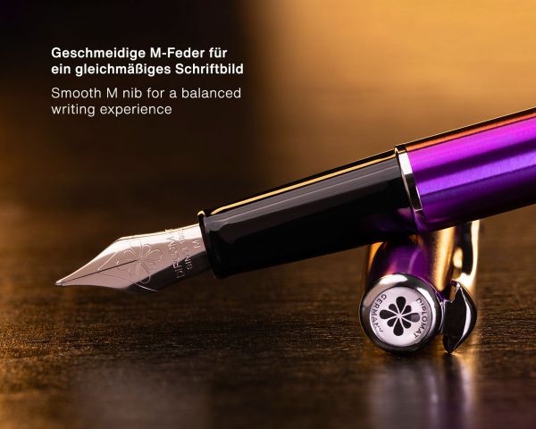 Stilografica Diplomat Traveller Funky Fuchsia con inchiostro da scrittura e converter, misura M