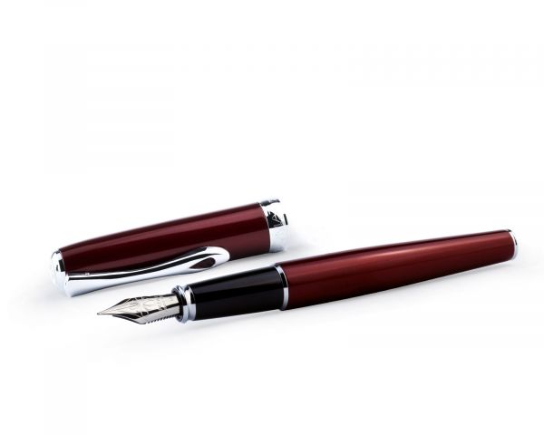 Penna stilografica Diplomat Excellence A2 Magma Red, pennino M