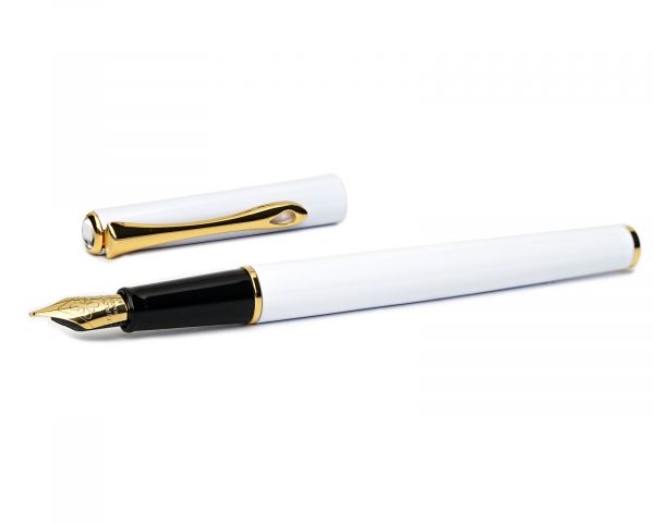 Diplomat Traveller Penna stilografica Snowwhite Oro, M-nib in acciaio inox