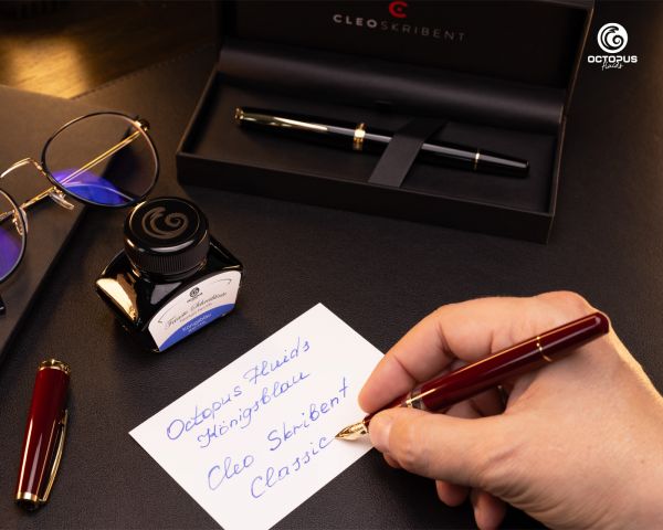 Set di stilografiche Cleo Skribent Classic Oro - stilografica a stantuffo, pennino M e 30 ml di inchiostro