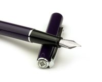 : Füllhalter Traveller deep : Füllhalter Traveller deep purple, Stärke M