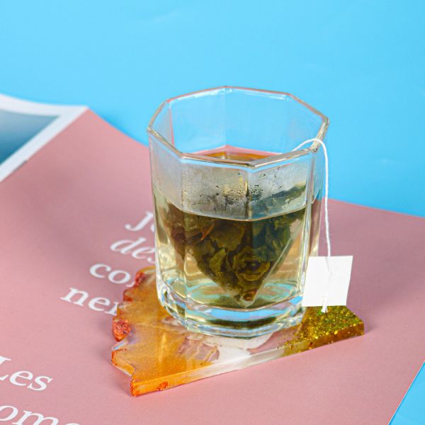 Silikonform, Gießform rund für vier Untersetzer aus Epoxidharz mit facettiertem Rand, 21 cm