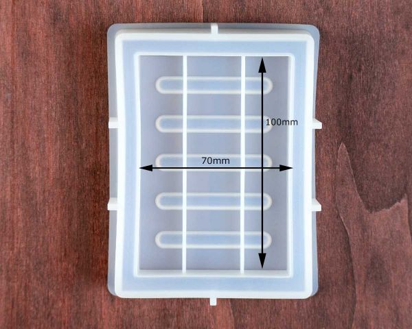 Silikonform, Gießform für Epoxidharz bzw. Resin zur Anfertigung einer Seifenschale, eckig