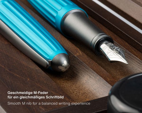 Set stilografica Diplomat Aero turchese con inchiostro per stilografica perfettamente abbinato e vassoio della penna in legno pregiato - wenge