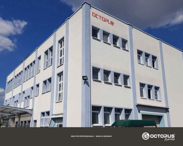 Vacuum pump oil, vacuum oil with viscosity 95 according to DIN 5162, HV100