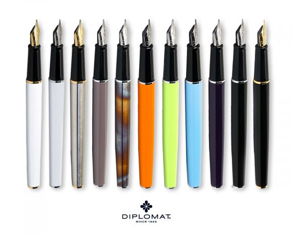 Diplomat Traveller Penna stilografica Flame, M-nib in acciaio inox