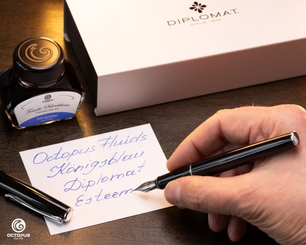 Diplomat Esteem Füllhalter lack schwarz mit Schreibtinte, Feder M