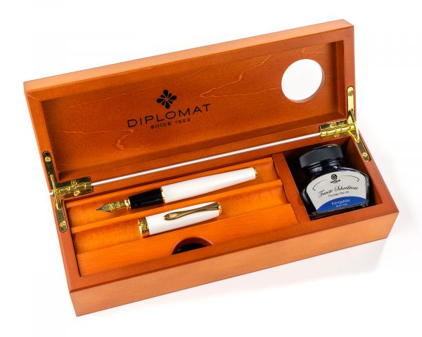 Füllhalter-Set Diplomat Excellence A2 Perlmutt Gold mit Schreibtinte und Stiftetui aus Holz, Stärke