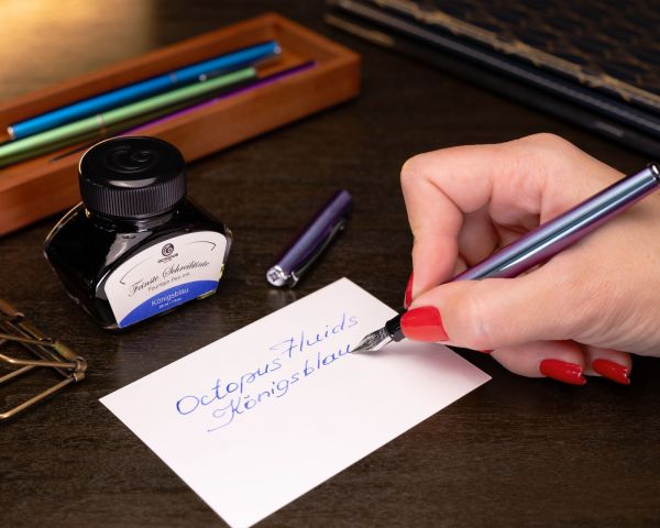 Stilografica Diplomat Traveller Funky Petrol con inchiostro da scrittura e convertitore d'inchiostro, misura M