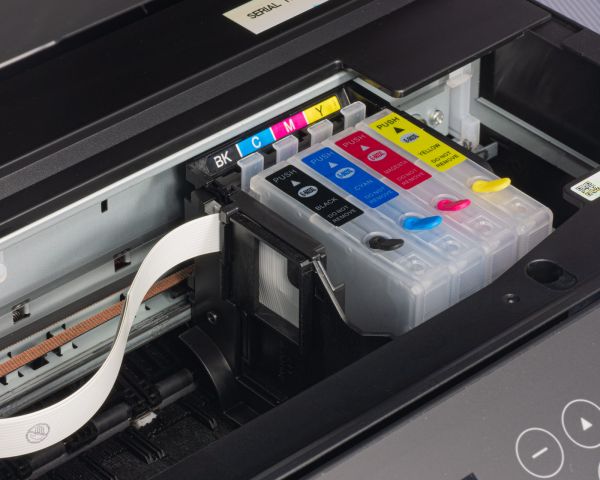 Befüllbare Fill In Patronen für Epson 502 mit Autoresetchip (ohne Tinte)