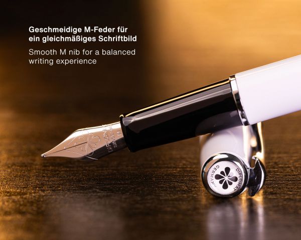 Diplomat Traveller Penna stilografica Snowwhite, M-nib in acciaio inox