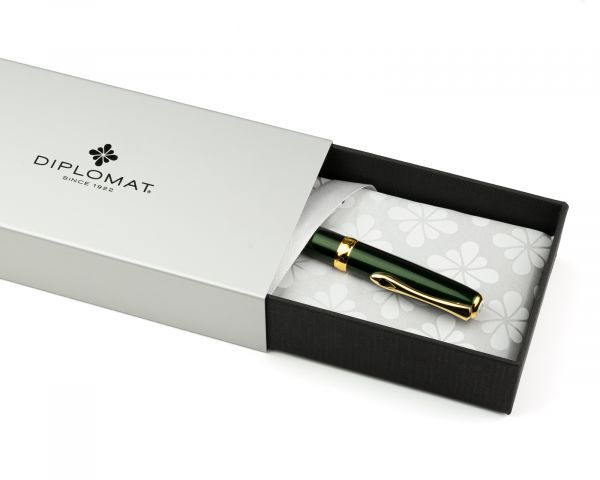 Penna stilografica Diplomat Excellence A2 Evergreen oro, pennino M