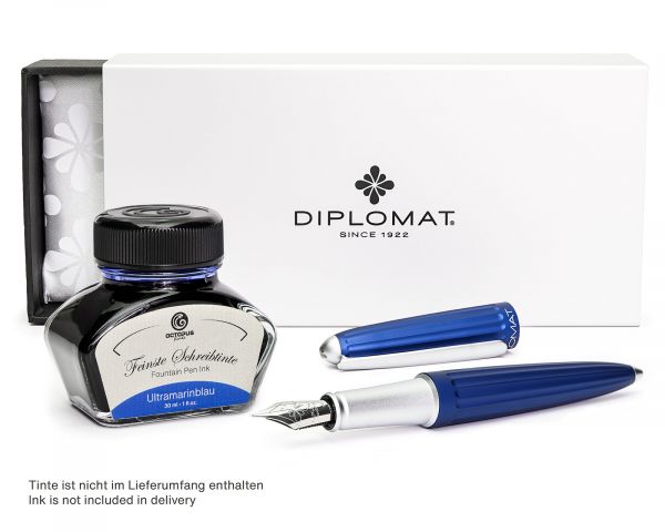 Fountain pen Diplomat Aero blue, stainless steel nib M