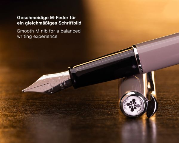 Füllhalter Diplomat Traveller Taupe Grey mit Schreibtinte und Tintenkonverter, Stärke M